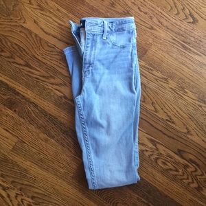 Hollister High Rise Jean Legging